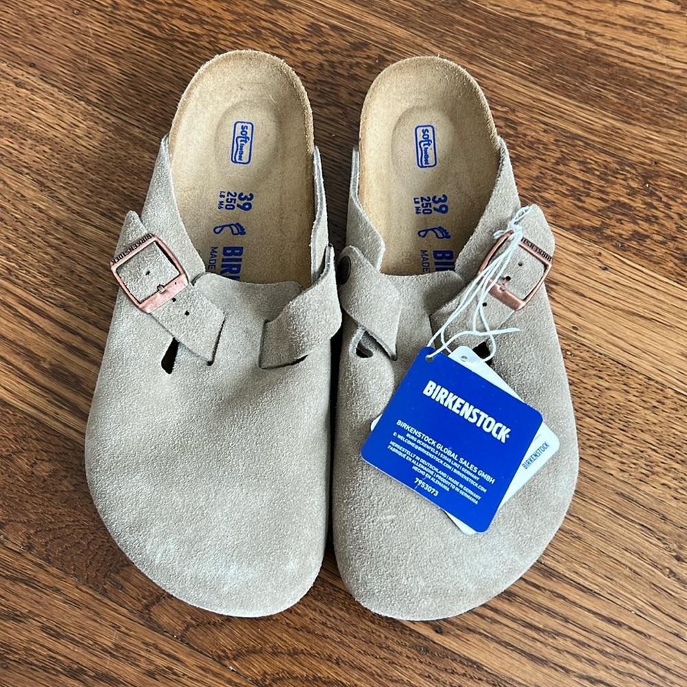Birkenstock Boston Clogs NWT Women’s Size 8/39 Taupe